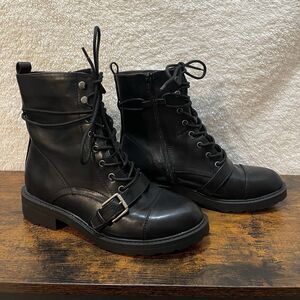 Womens Boots Size 10M White Mountain Combat Decree Black Buckle Zip Lace